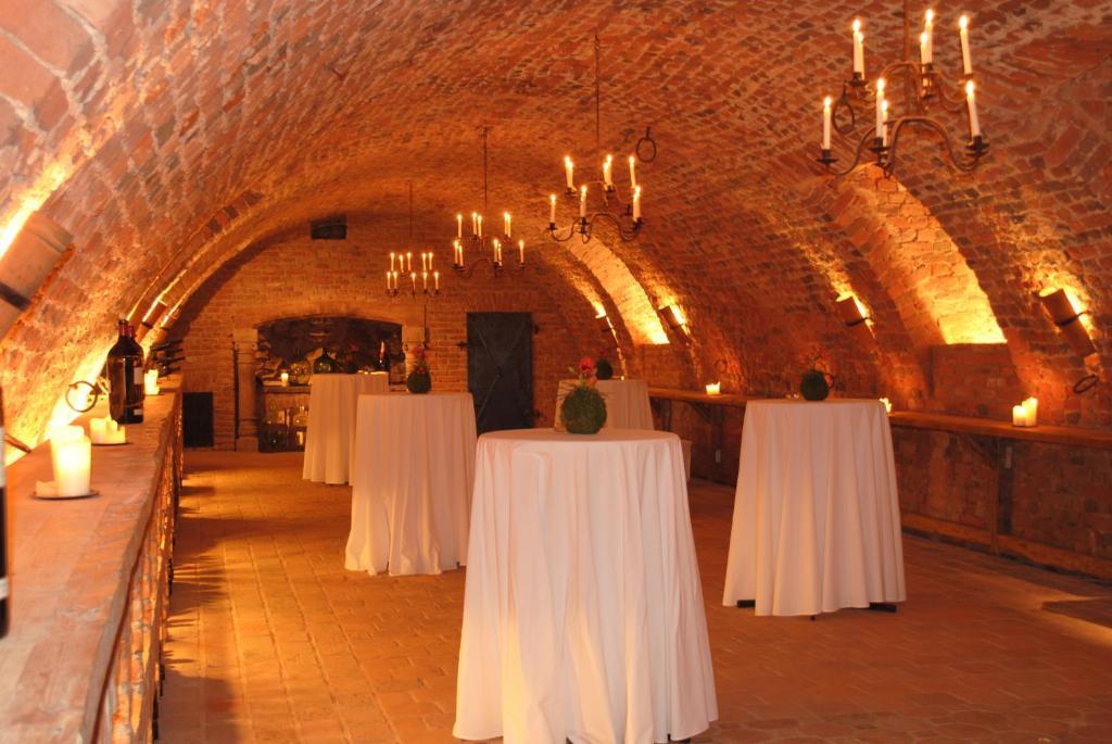 Schlosshotel Obermayerhofen Sebersdorf Dış mekan fotoğraf