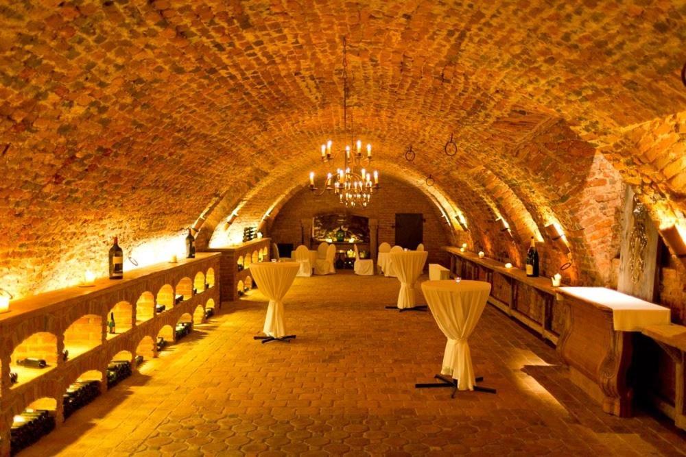 Schlosshotel Obermayerhofen Sebersdorf Dış mekan fotoğraf